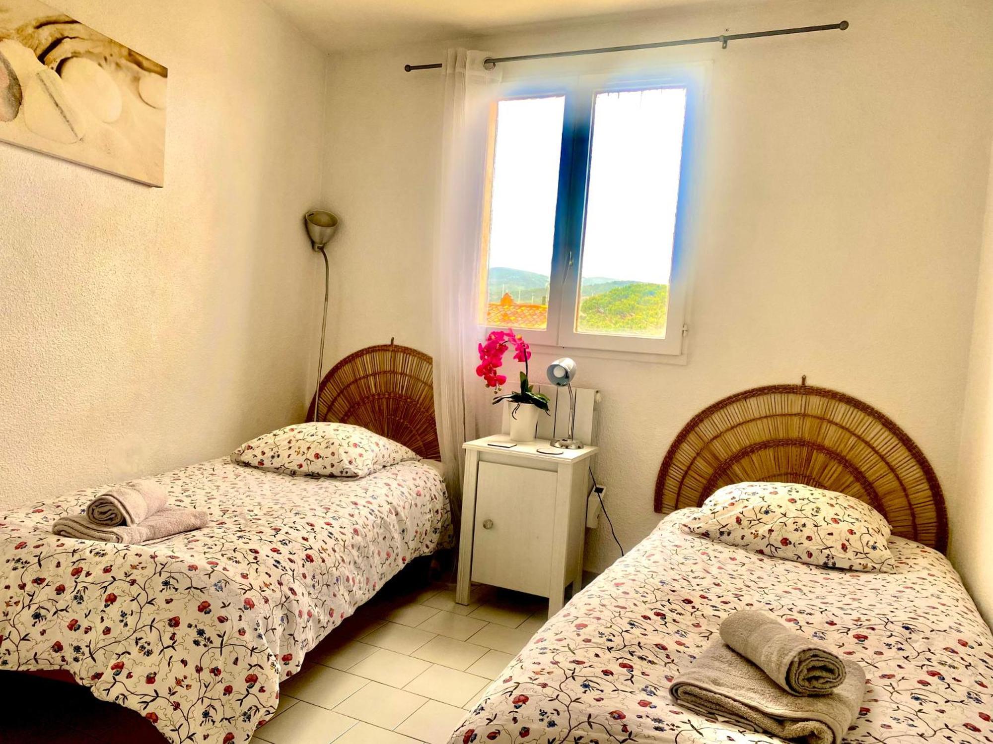 2 Bedrooms, 15 Min Walk To Beach, Ac, Pool & Fiber Internet In A Quiet, Private Gated Domain 5Kms To St Tropez Cogolin Buitenkant foto